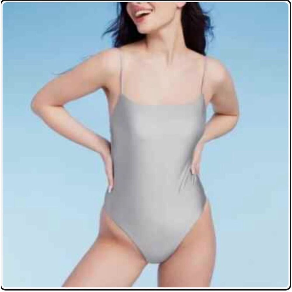 🌸 Shade and Shore Silver High Leg Cheeky Swimsuit Size Medium New
